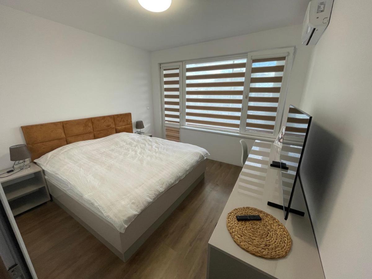 Dety'S Apartment Burgas Exterior foto